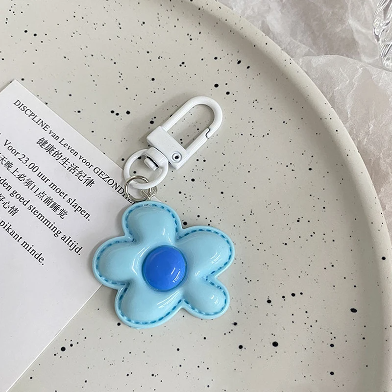 Pop Flower Clip-on Charm (6 Colours)