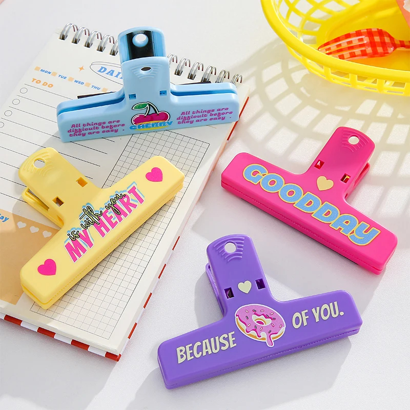 Retro Magnetic Jumbo Binder Clip (4 Designs)