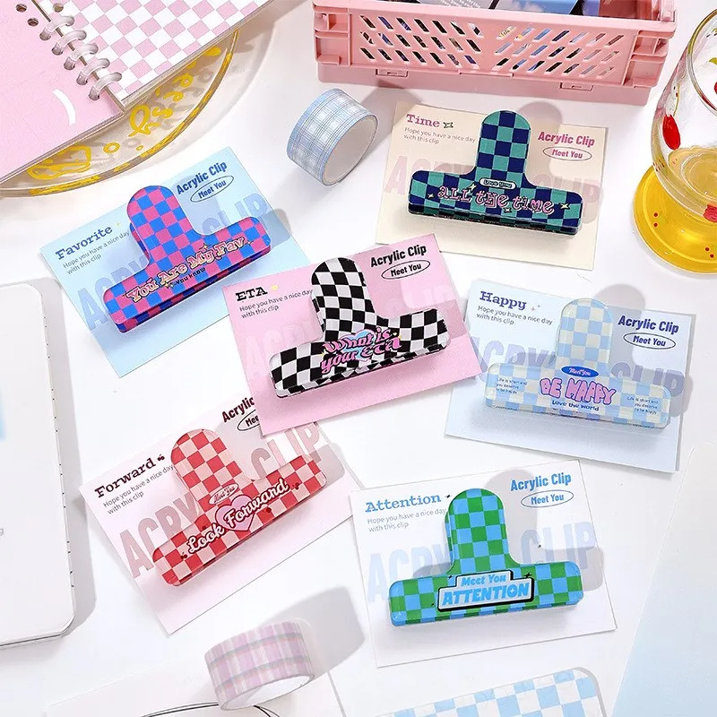 Retro Checkerboard Jumbo Binder Clip (5 Designs)