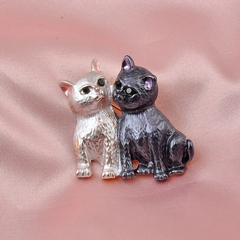 Vintage Style Kitten Brooch (4 Colours)