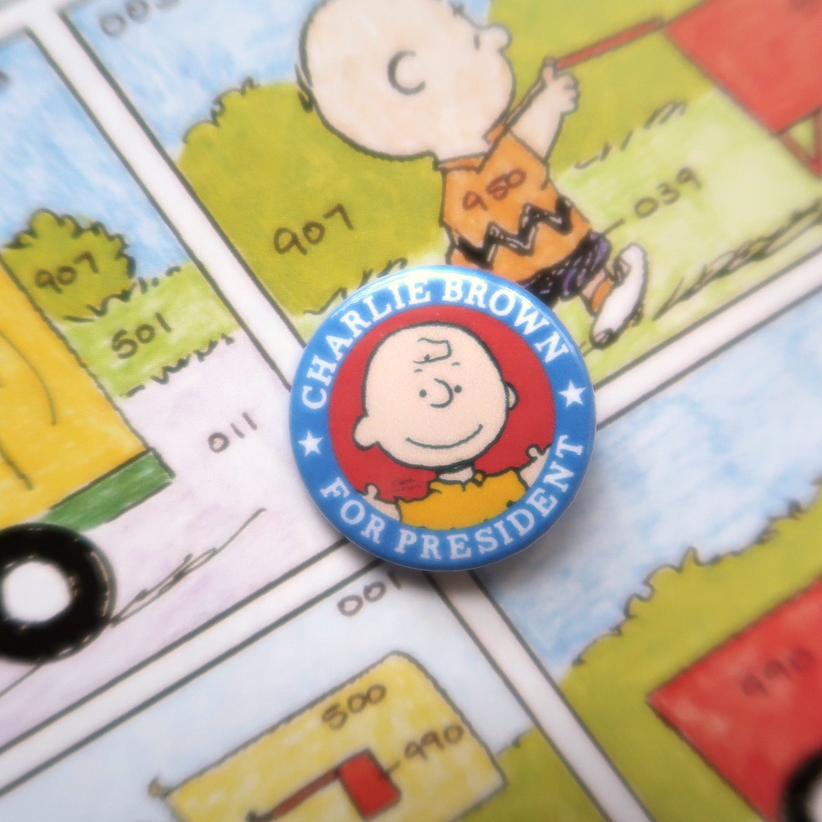 Snoopy/Peanuts Comics Vintage Style Presidential Election Pin Badge Button Set