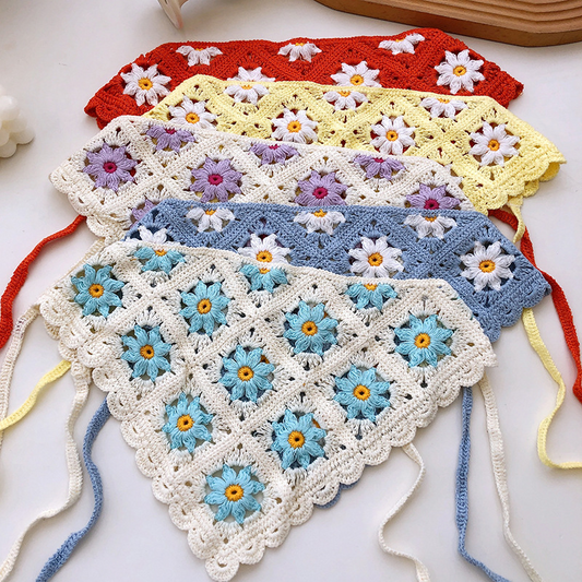 Crochet Daisy Triangle Scarf (5 Colours)