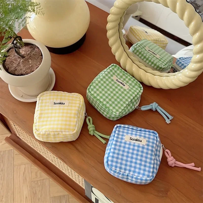 Gingham Check Zipper Pouch (3 Colours)