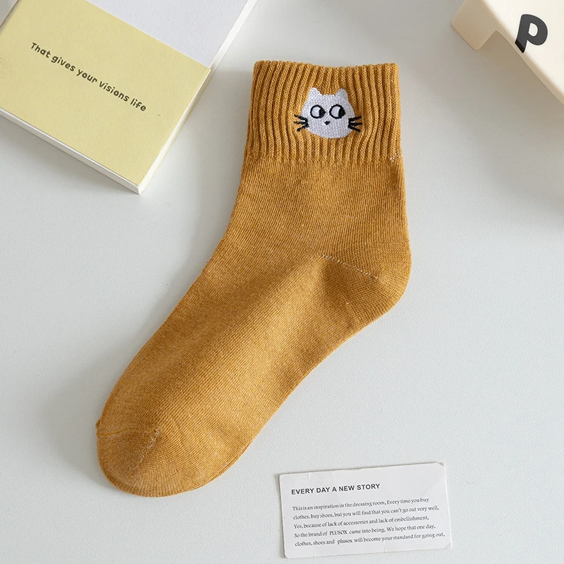 Cat Face Embroidery Crew Socks (10 Colours)