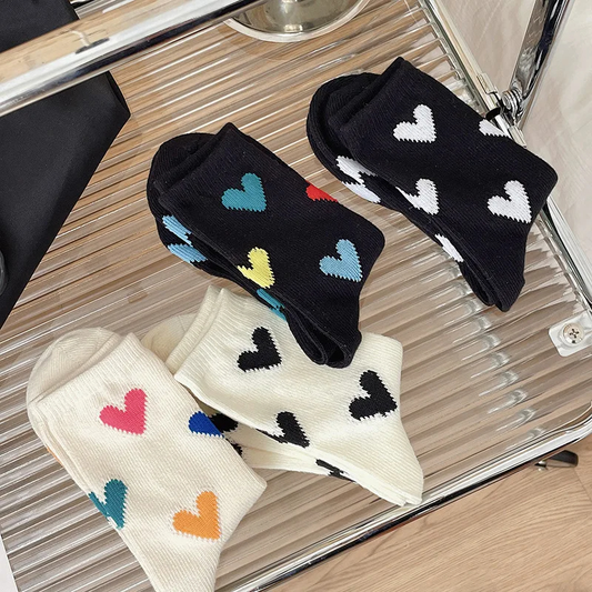 Heart Pattern Crew Socks (4 Colours)