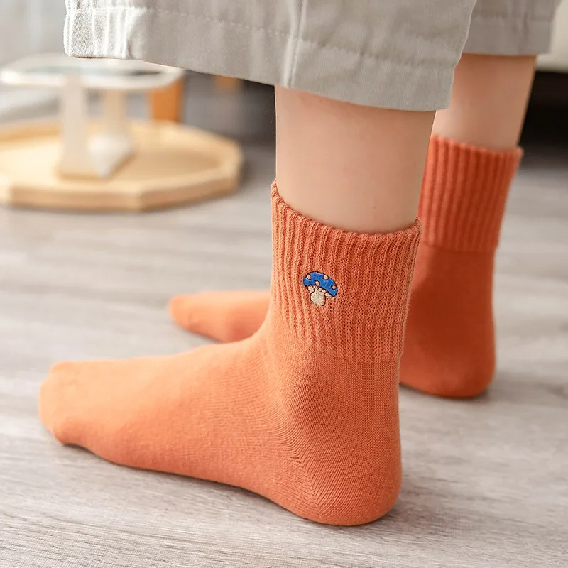 Mushroom Embroidery Crew Socks (5 Colours)