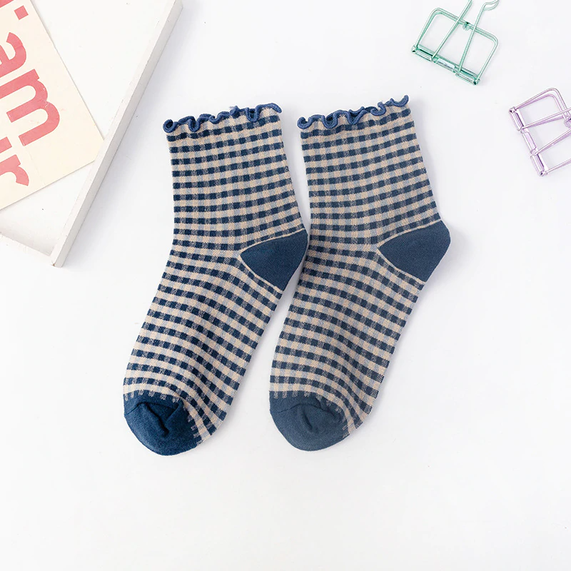 Frilly Gingham Pattern Crew Socks (6 Colours)