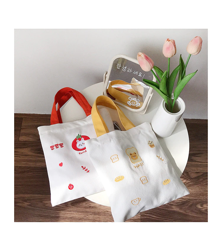 Embroidered Snack Animal Tote Bag (2 Designs)