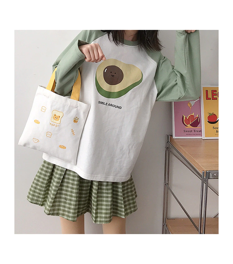 Embroidered Snack Animal Tote Bag (2 Designs)