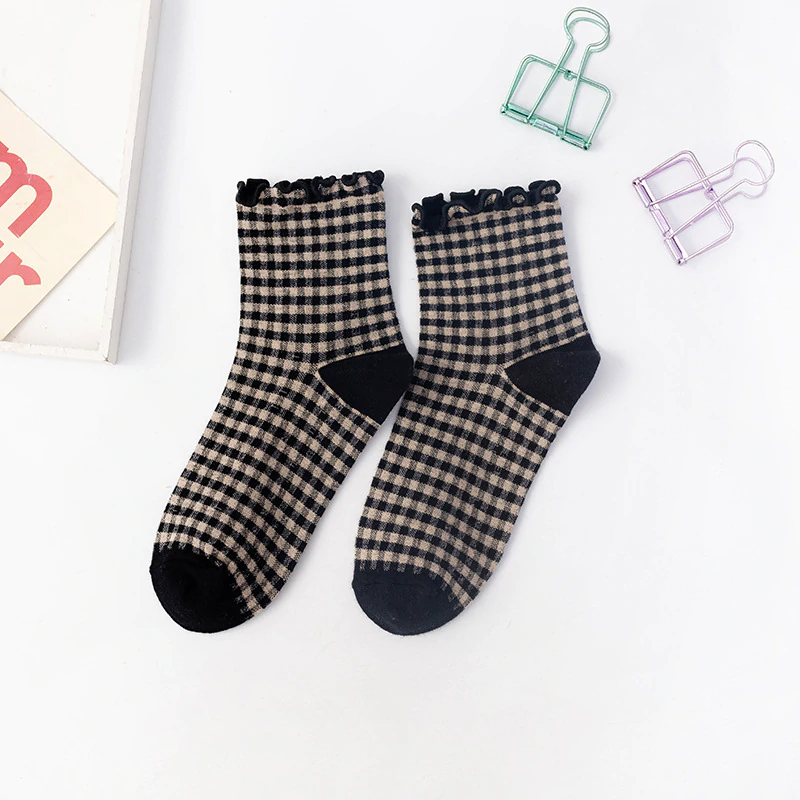 Frilly Gingham Pattern Crew Socks (6 Colours)