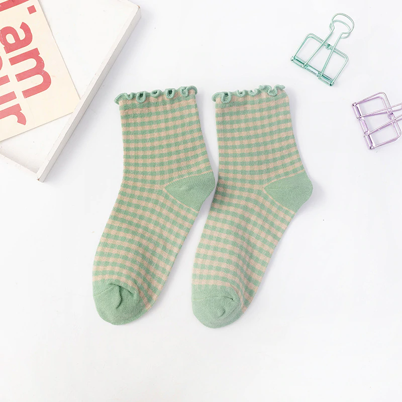 Frilly Gingham Pattern Crew Socks (6 Colours)