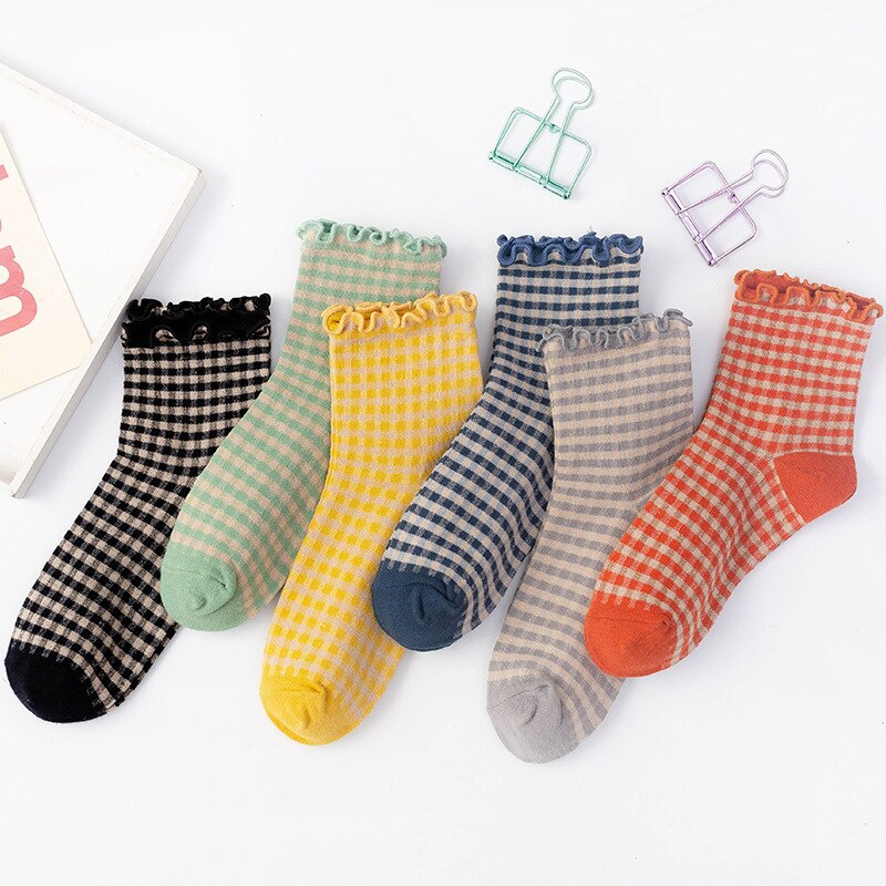 Frilly Gingham Pattern Crew Socks (6 Colours)